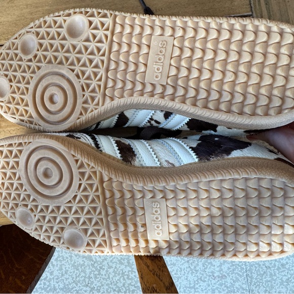 Adidas Cowhide Sambas - Picture 4 of 6